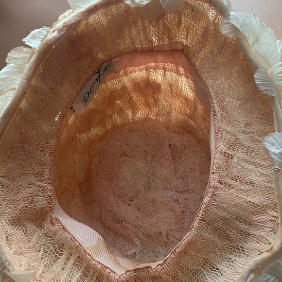 vintage hat/with flowers - Picture 10 of 14